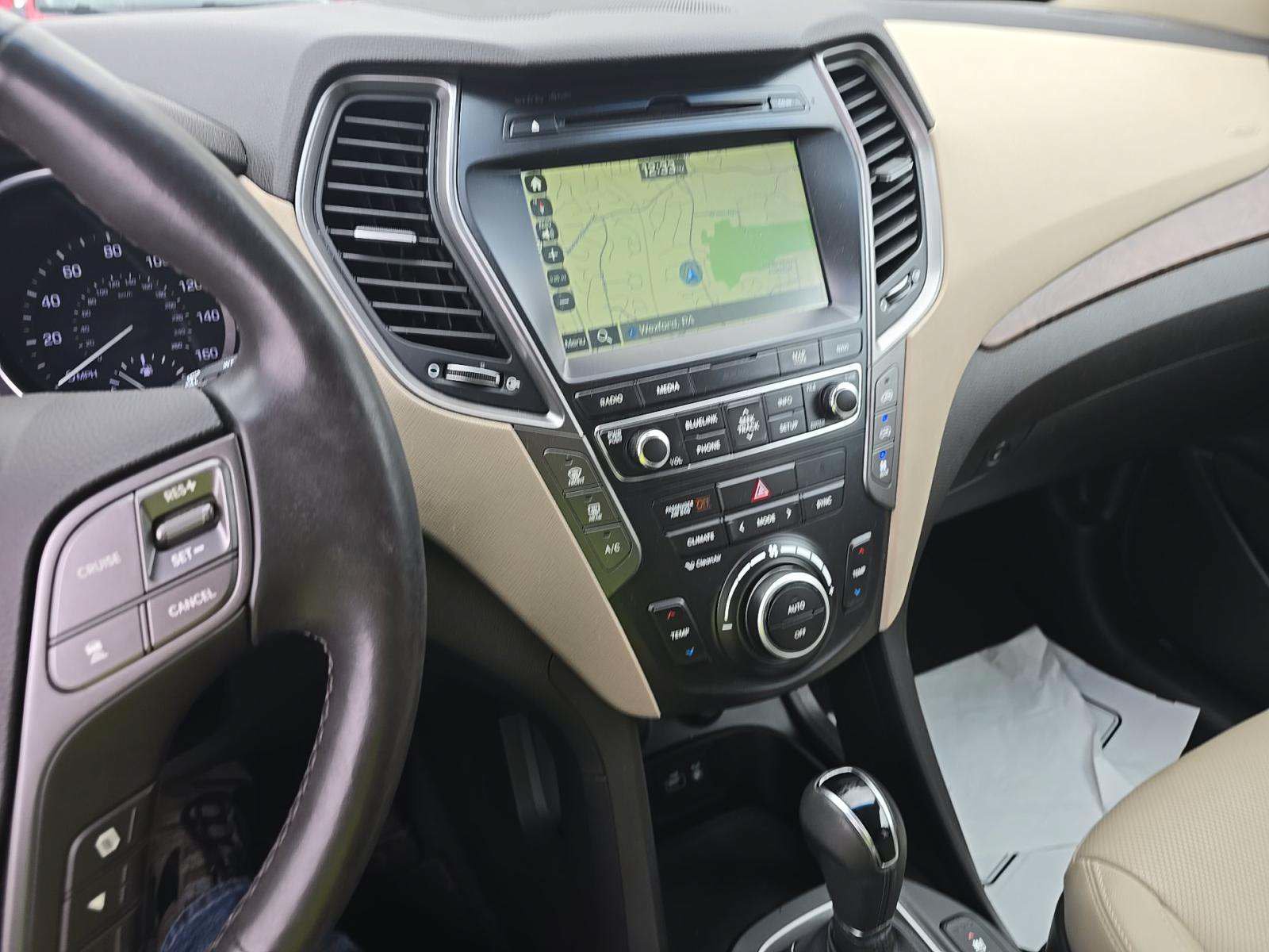 Used 2018 Hyundai Santa Fe Limited AWD/4WD image 5