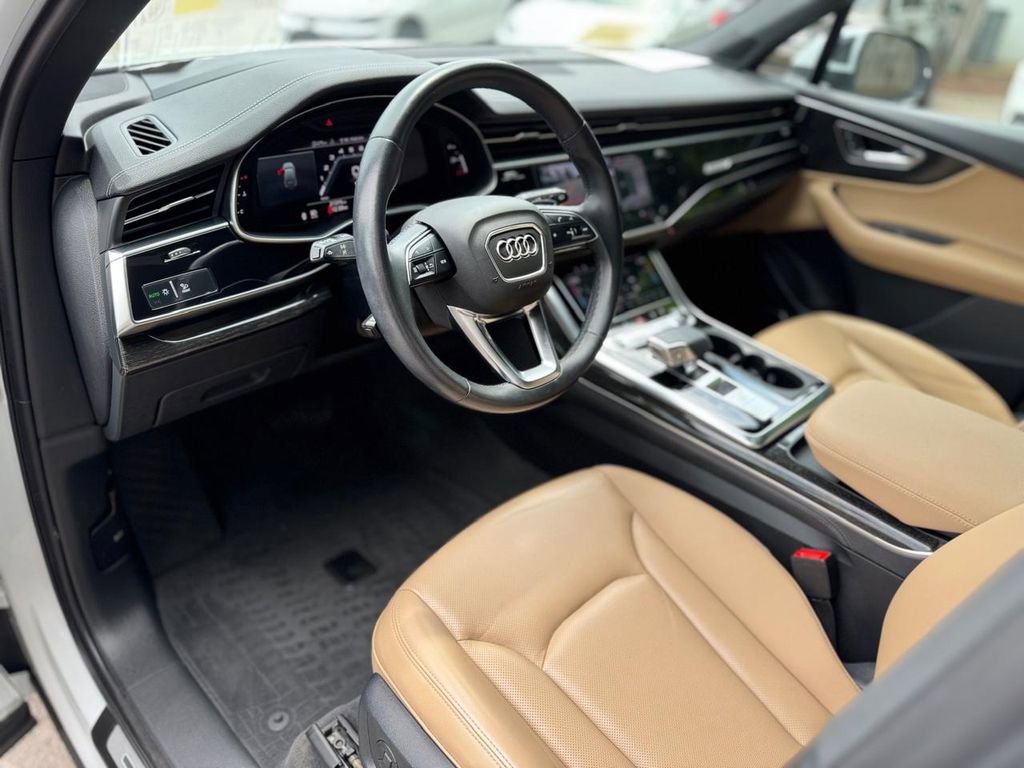 Used 2023 Audi Q7 3.0T Prestige w/ Prestige Package AWD/4WD image 13