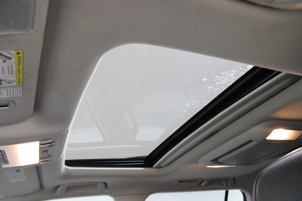 Used 2013 Toyota Land Cruiser AWD/4WD image 54