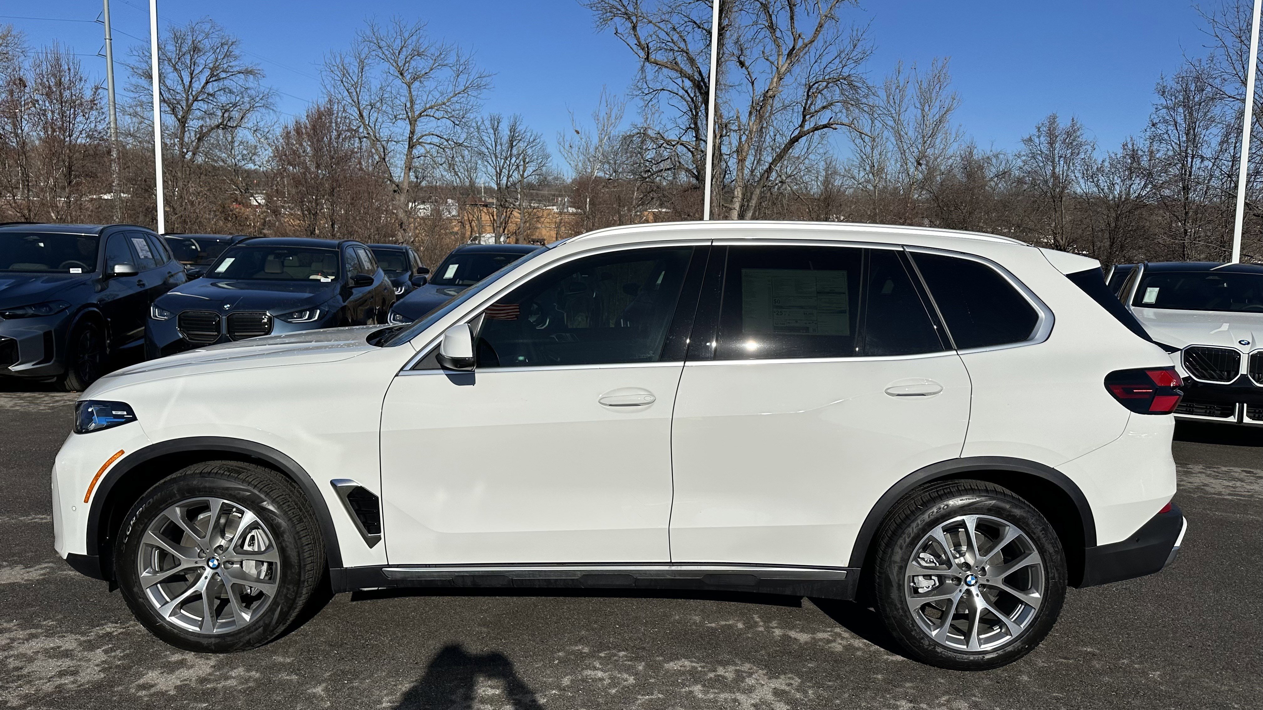 Used 2026 BMW X5 xDrive40i w/ Premium Package AWD/4WD image 7