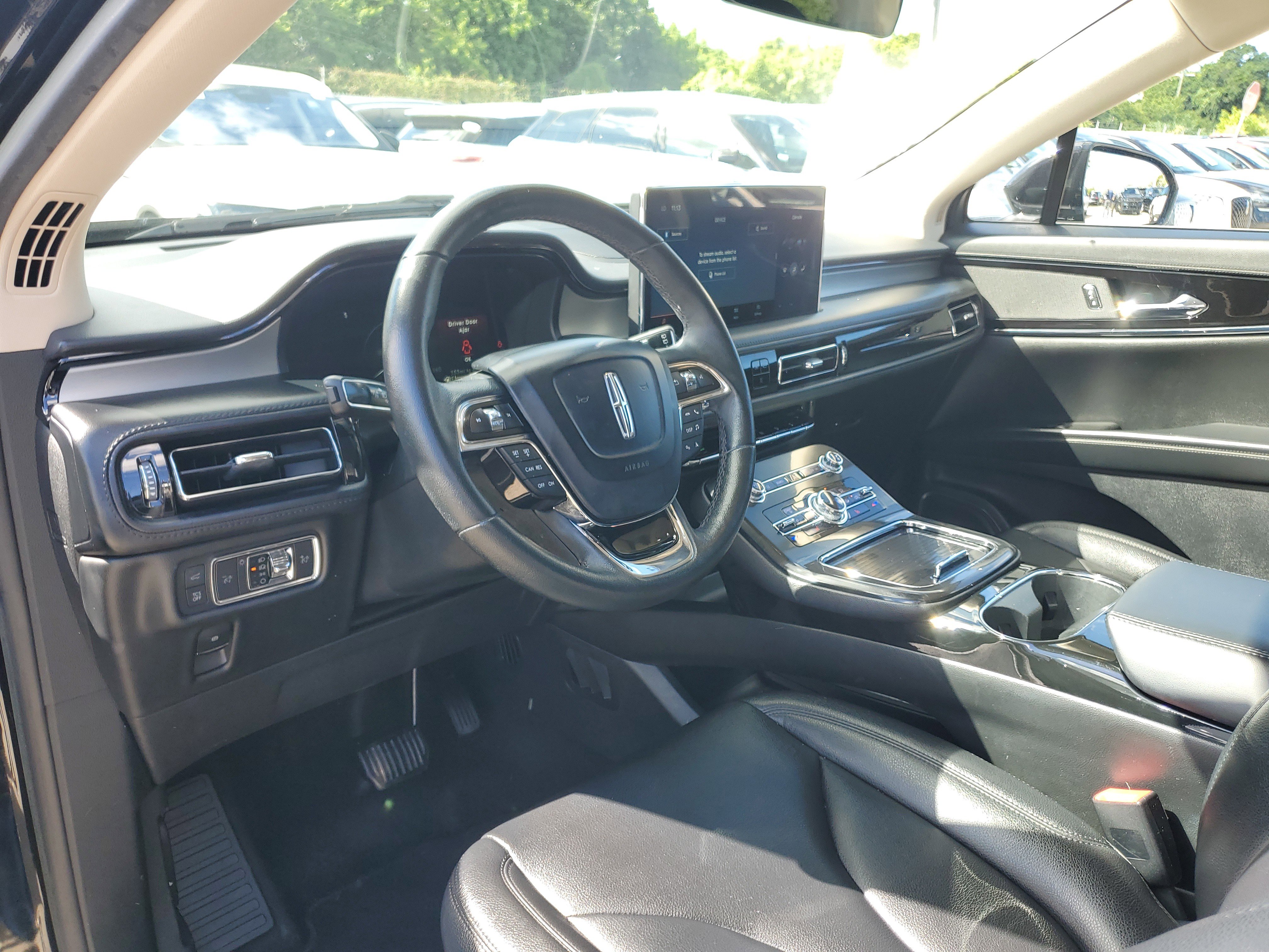 Certified 2022 Lincoln Nautilus FWD image 15