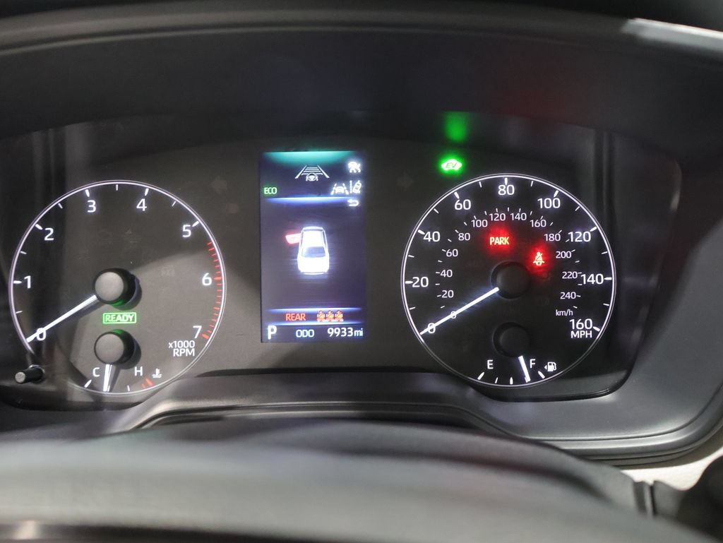 Used 2025 Toyota Corolla LE FWD image 41