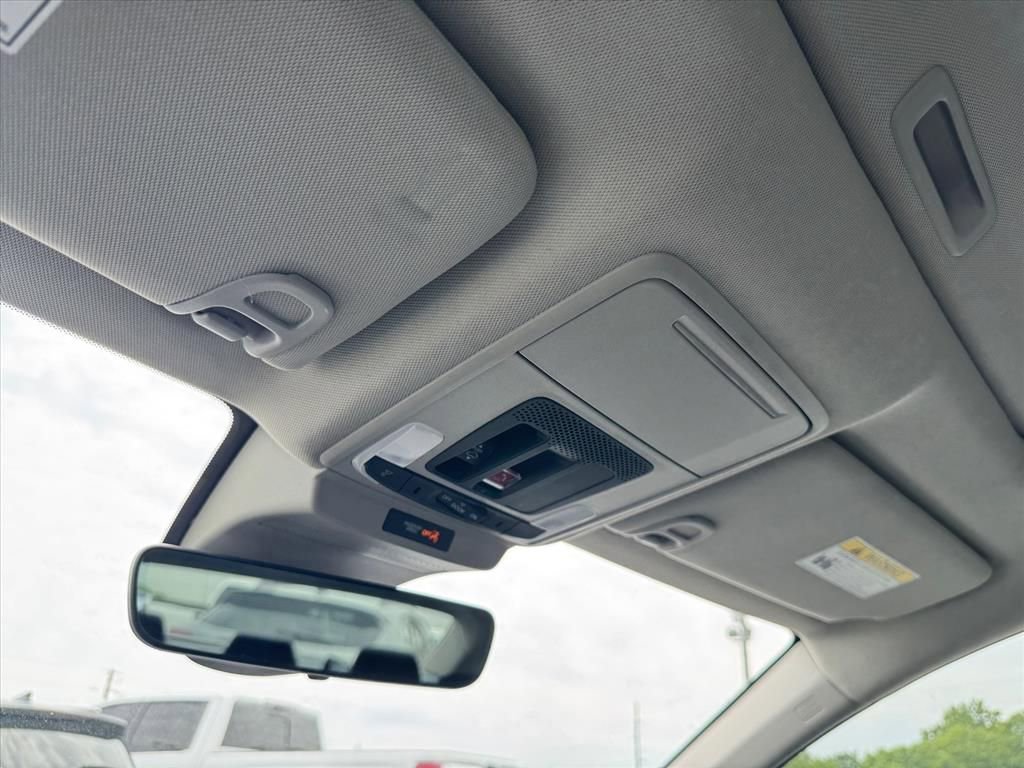 Used 2024 Honda Accord Touring image 29