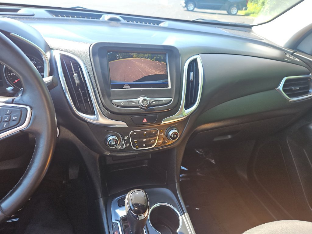 Used 2021 Chevrolet Equinox LT AWD/4WD image 18