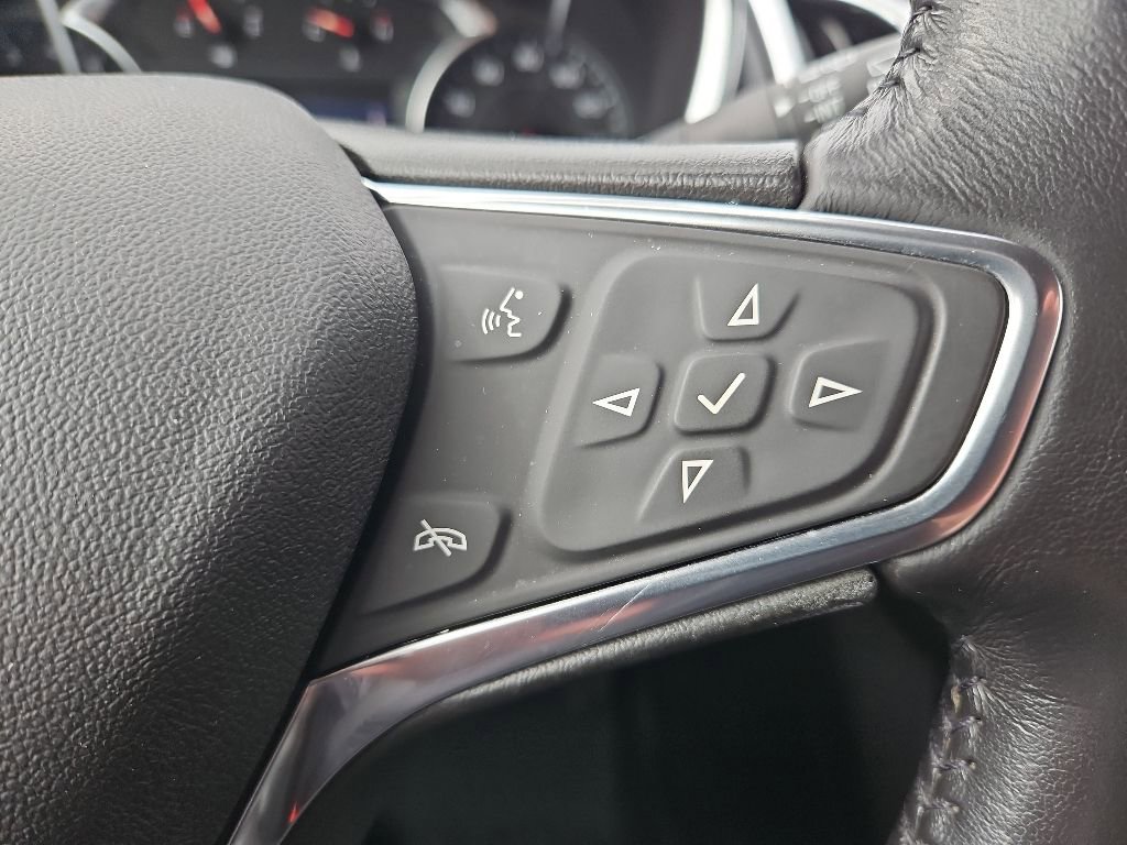 Used 2019 Chevrolet Equinox LT FWD image 22