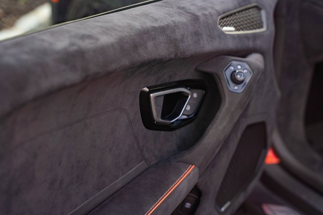 Used 2023 Lamborghini Huracan Sterrato image 37