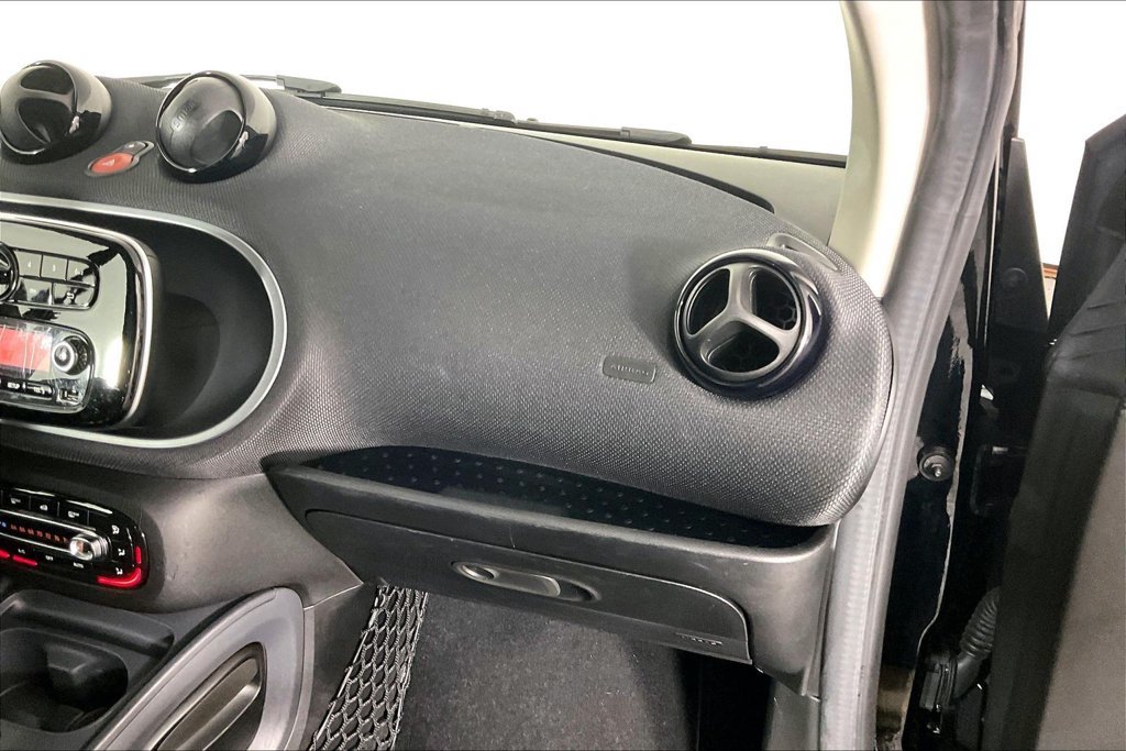 Used 2019 smart fortwo electric drive w/ Sport Package RWD image 12
