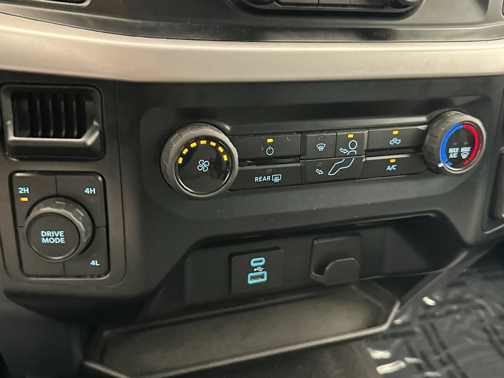 Used 2023 Ford F150 XLT AWD/4WD image 18