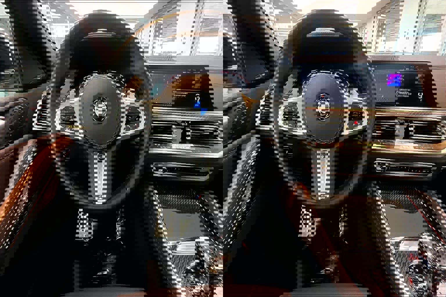 Used 2022 BMW X6 M50i w/ Executive Package image 6