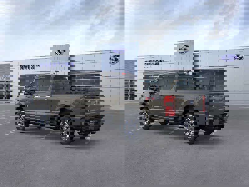 New 2026 Ford F250 4x4 Crew Cab Super Duty image 4