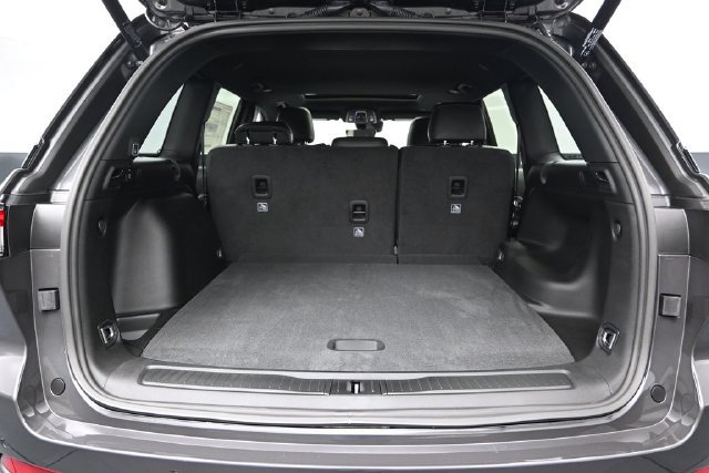 New 2026 Jeep Grand Cherokee Altitude AWD/4WD image 21