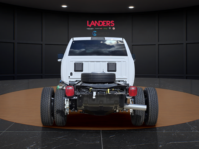 New 2026 RAM 5500 Tradesman AWD/4WD image 3