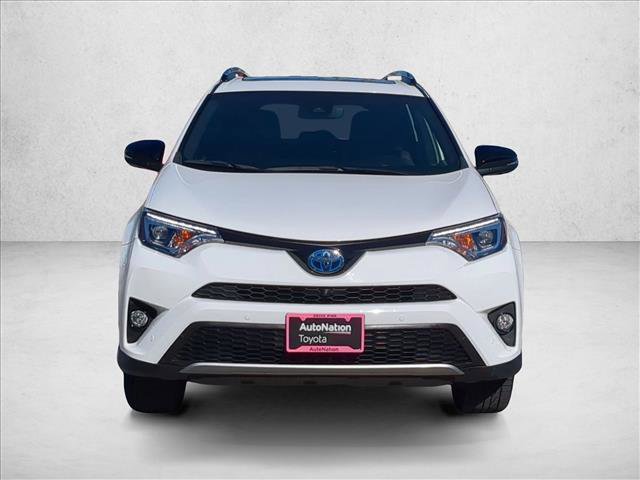 Used 2018 Toyota RAV4 SE w/ Advanced Technology Package video 2
