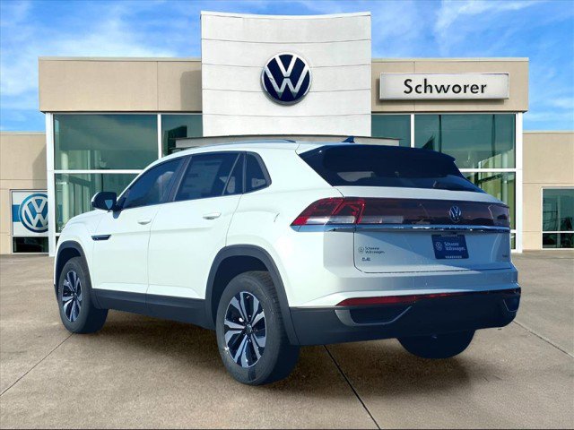 New 2026 Volkswagen Atlas Cross Sport SE image 2