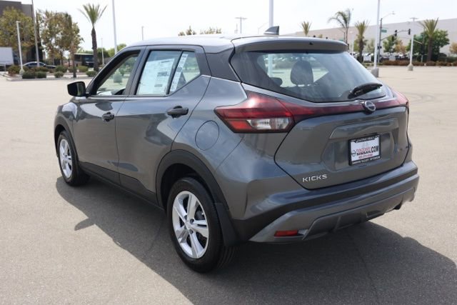 New 2025 Nissan Kicks Play S image 6