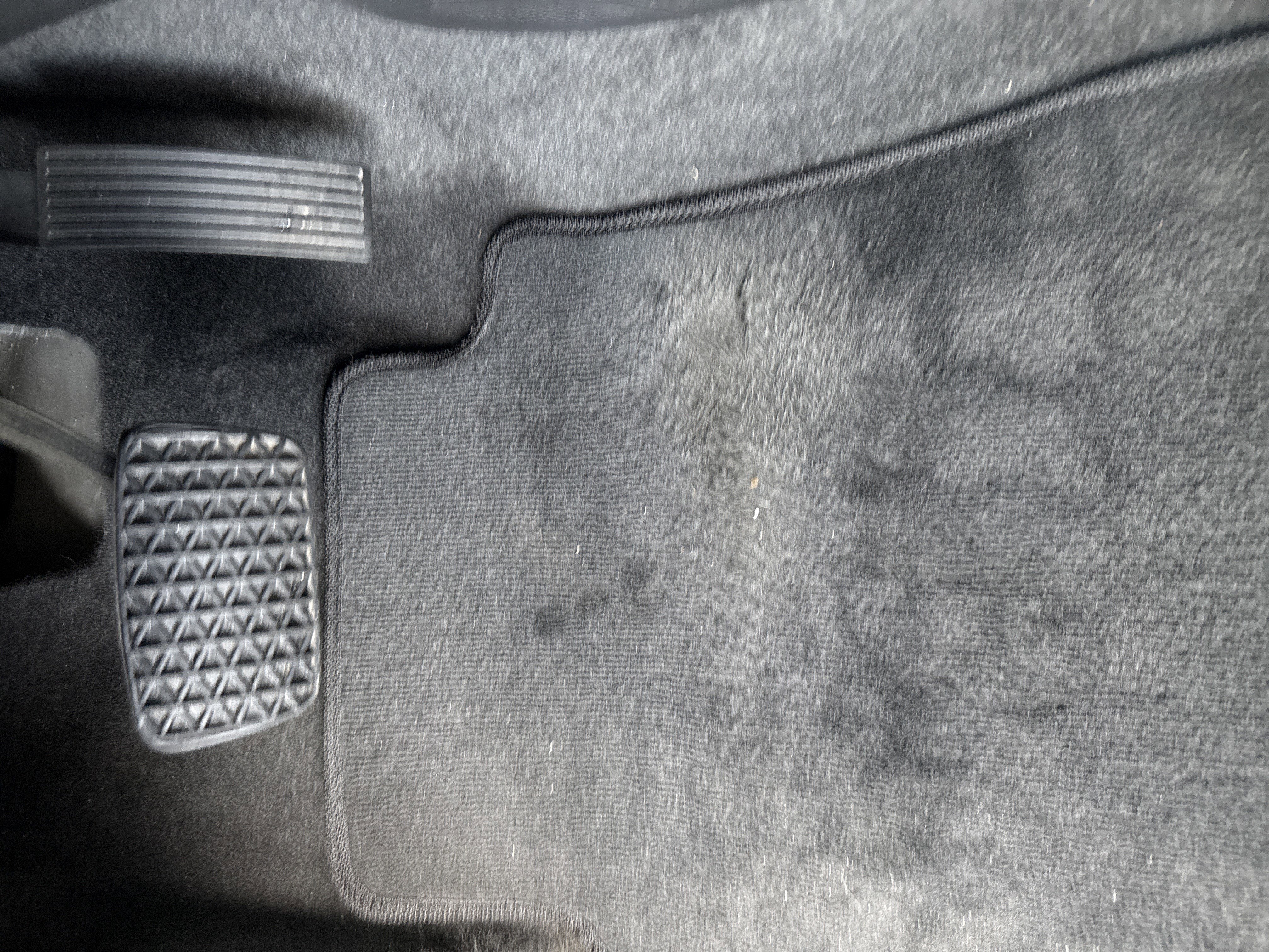 Certified 2025 Chevrolet Trax RS w/ Driver Confidence Package image 23