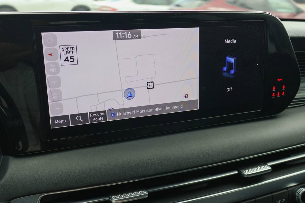 Used 2024 Hyundai Palisade Calligraphy image 3