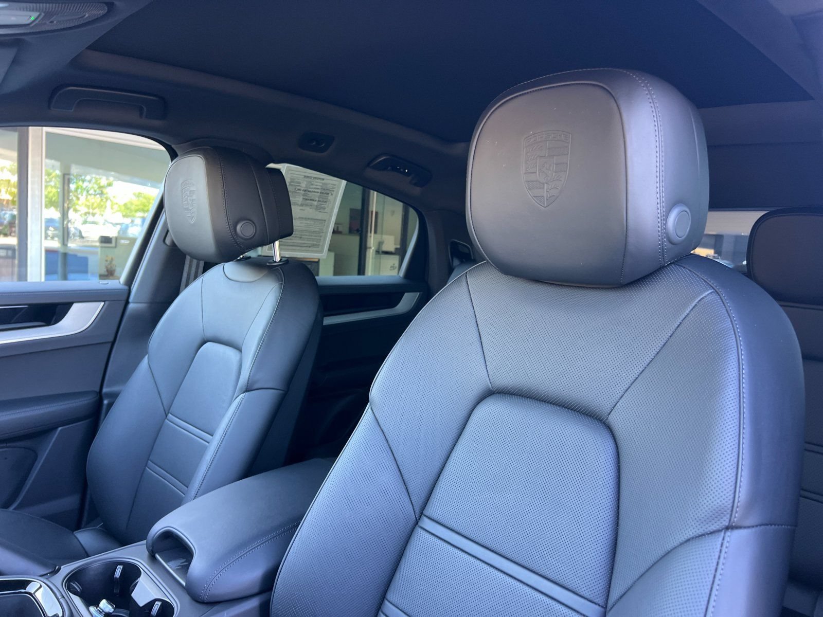 Certified 2026 Porsche Cayenne Coupe AWD/4WD image 5