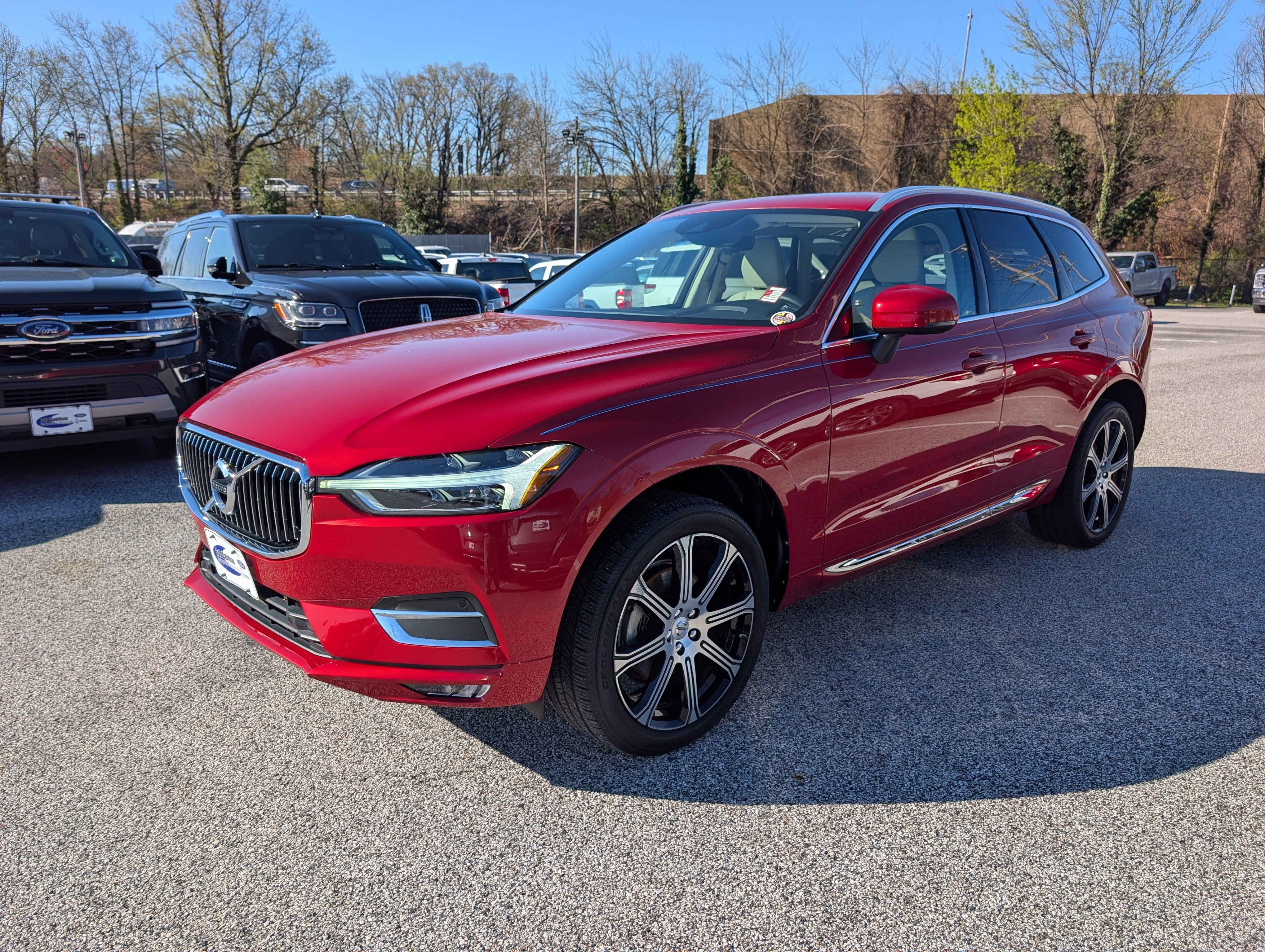 Used 2020 Volvo XC60 T5 Inscription w/ Protection Package Premier image 2