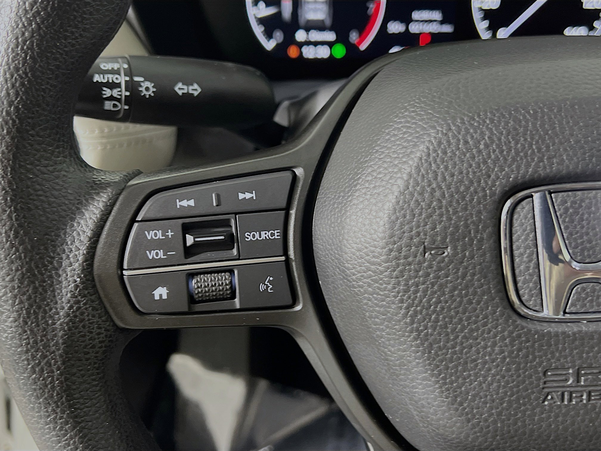 Used 2024 Honda HR-V LX image 19