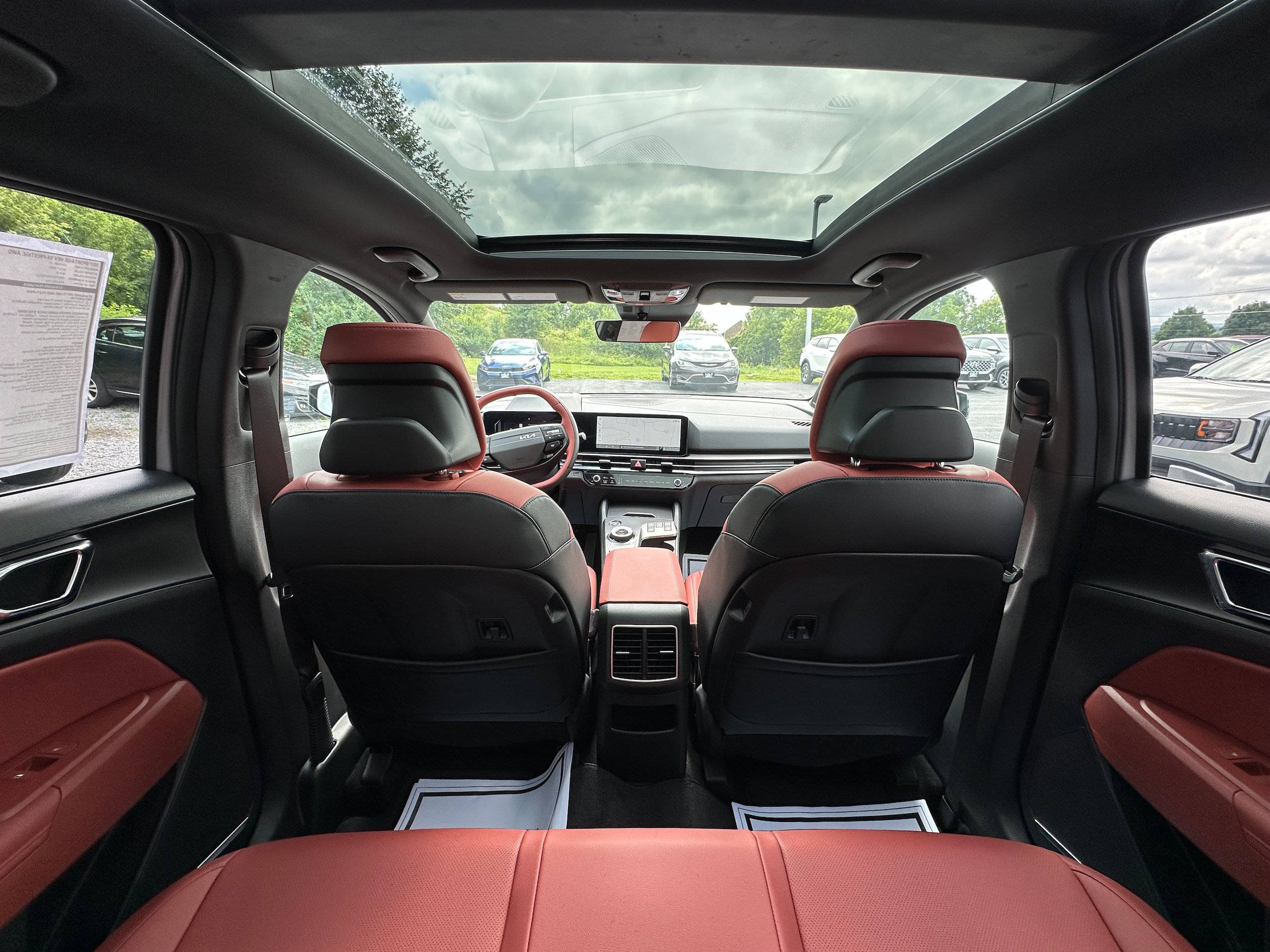 New 2027 Kia Sportage SX Prestige AWD/4WD image 11