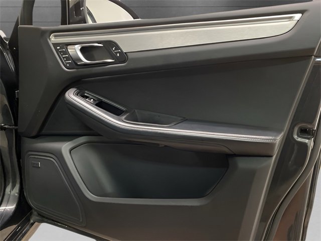 Used 2017 Porsche Macan GTS w/ Premium Package Plus image 69