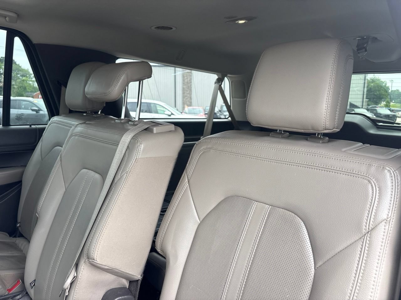 Used 2021 Ford Expedition Max Limited AWD/4WD image 5