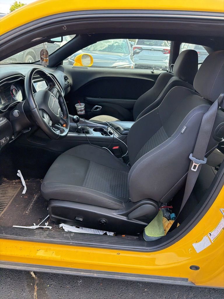 Used 2017 Dodge Challenger R/T w/ Quick Order Package 22P T/A image 6