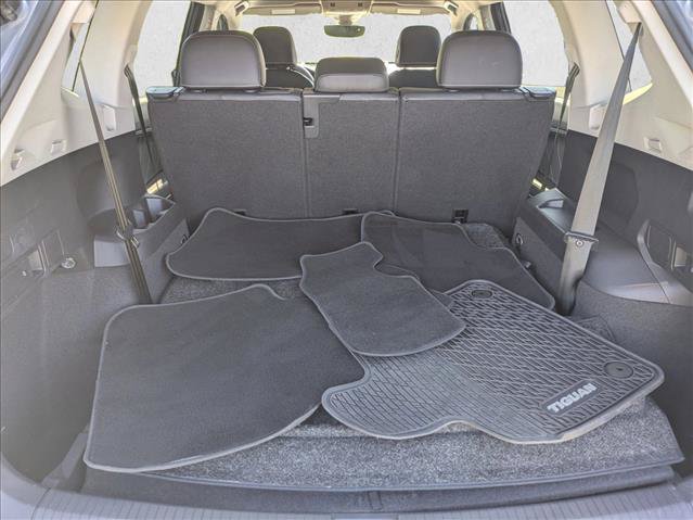 Used 2023 Volkswagen Tiguan SE FWD image 6