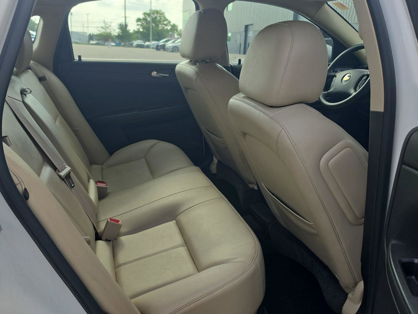 Used 2016 Chevrolet Impala LTZ FWD image 11