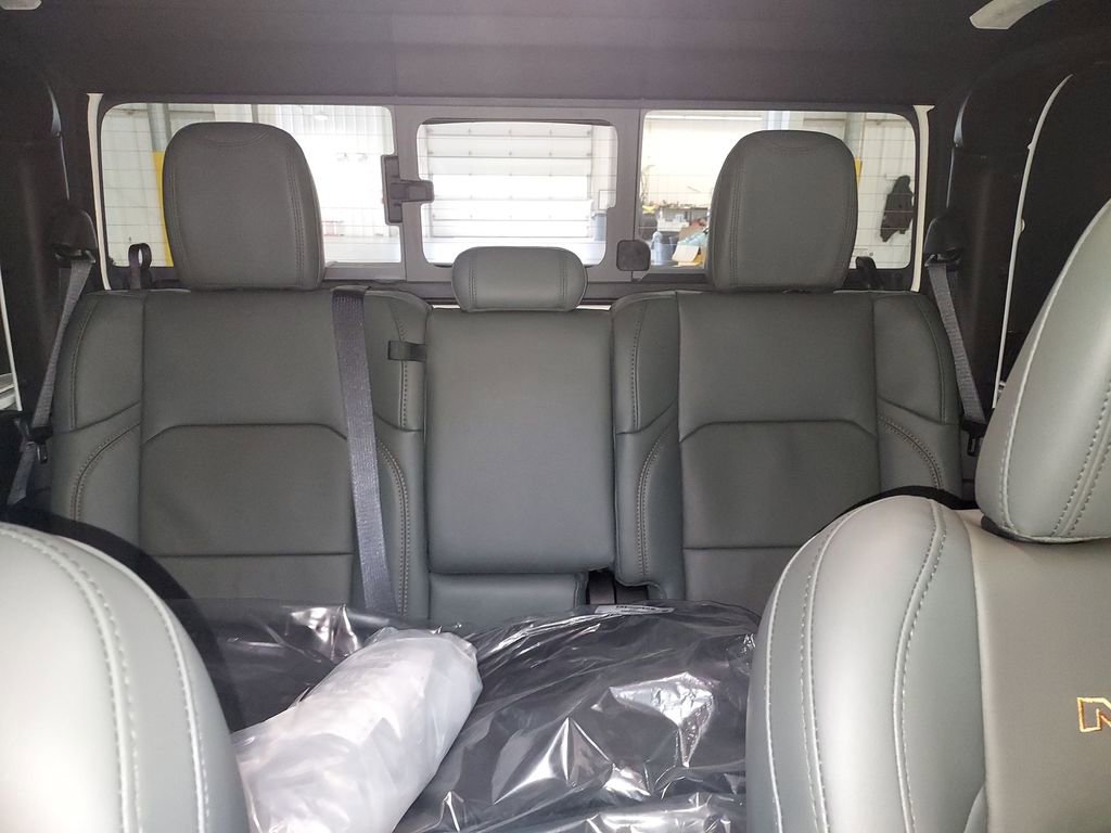 New 2026 Jeep Gladiator Mojave AWD/4WD image 12