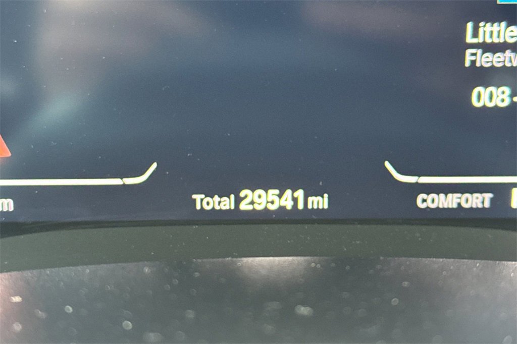 Used 2023 BMW M550i xDrive image 32