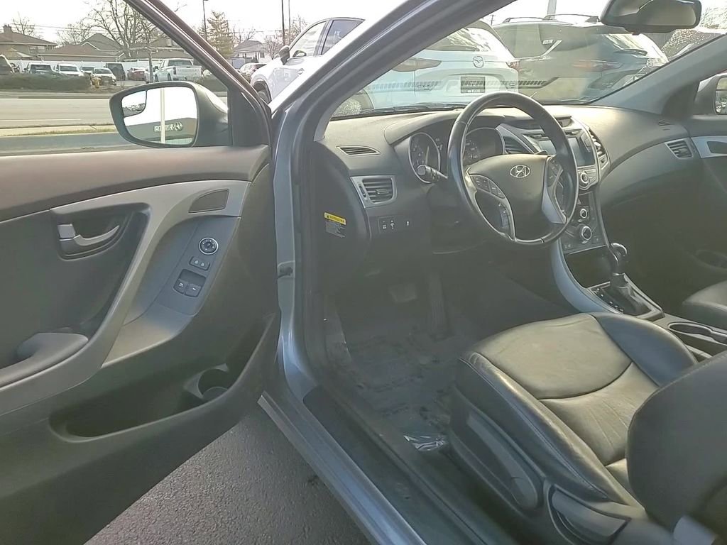 Used 2014 Hyundai Elantra w/ Option Group 2 image 11