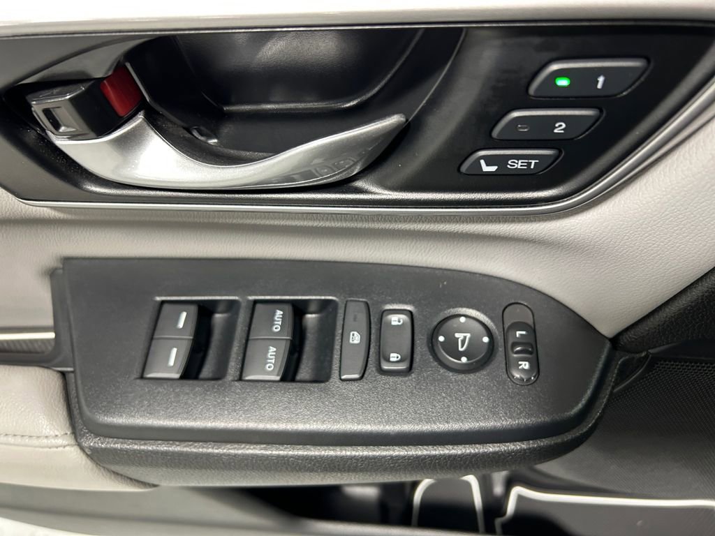 Used 2022 Honda CR-V EX-L image 23