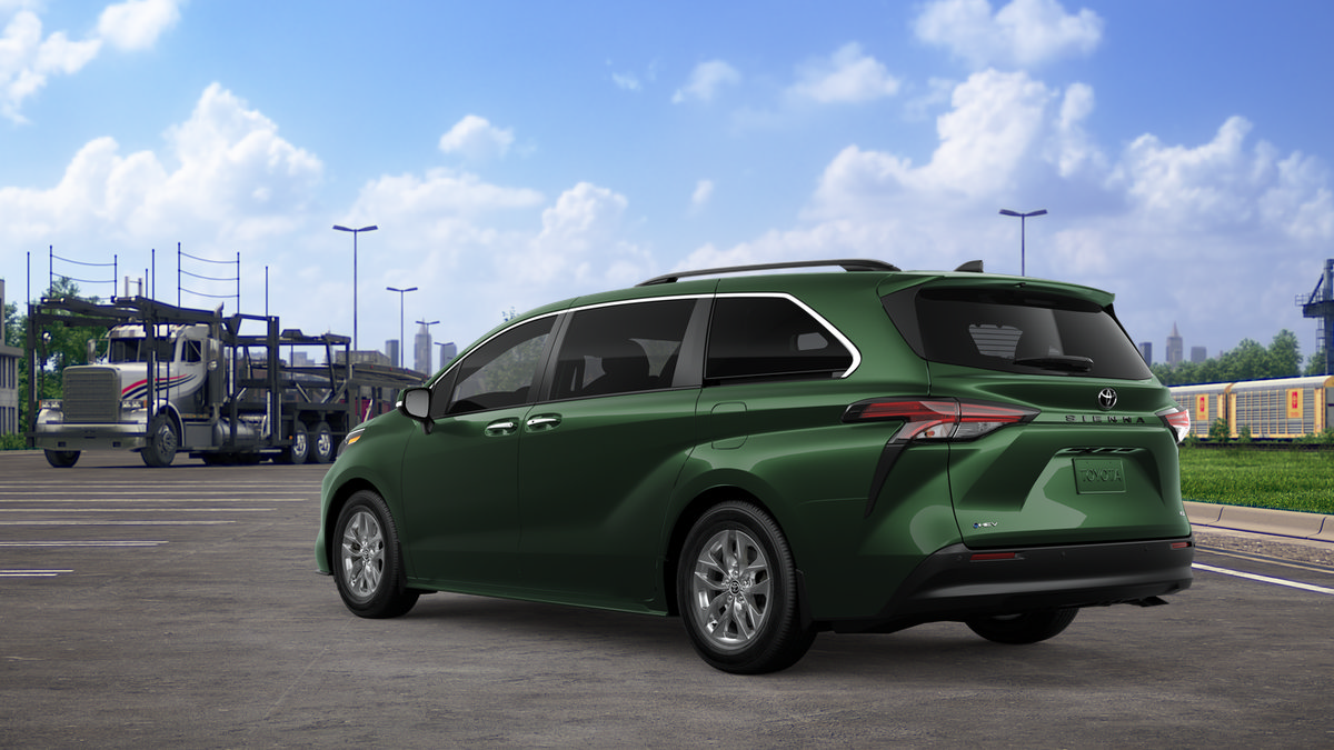New 2026 Toyota Sienna XLE FWD image 38