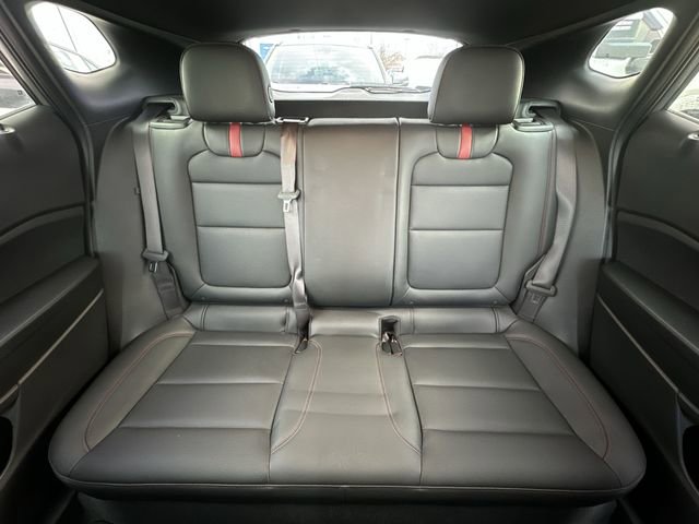 Used 2025 Chevrolet Trax RS w/ Sunroof Package image 22