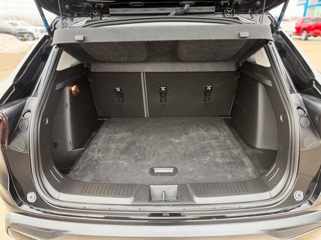 Used 2025 Chevrolet Trax ACTIV image 17