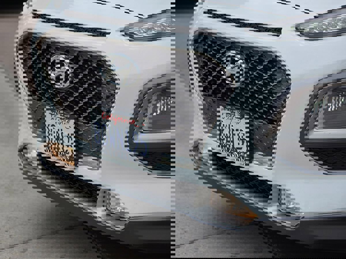 Used 2019 Hyundai Kona Limited image 9