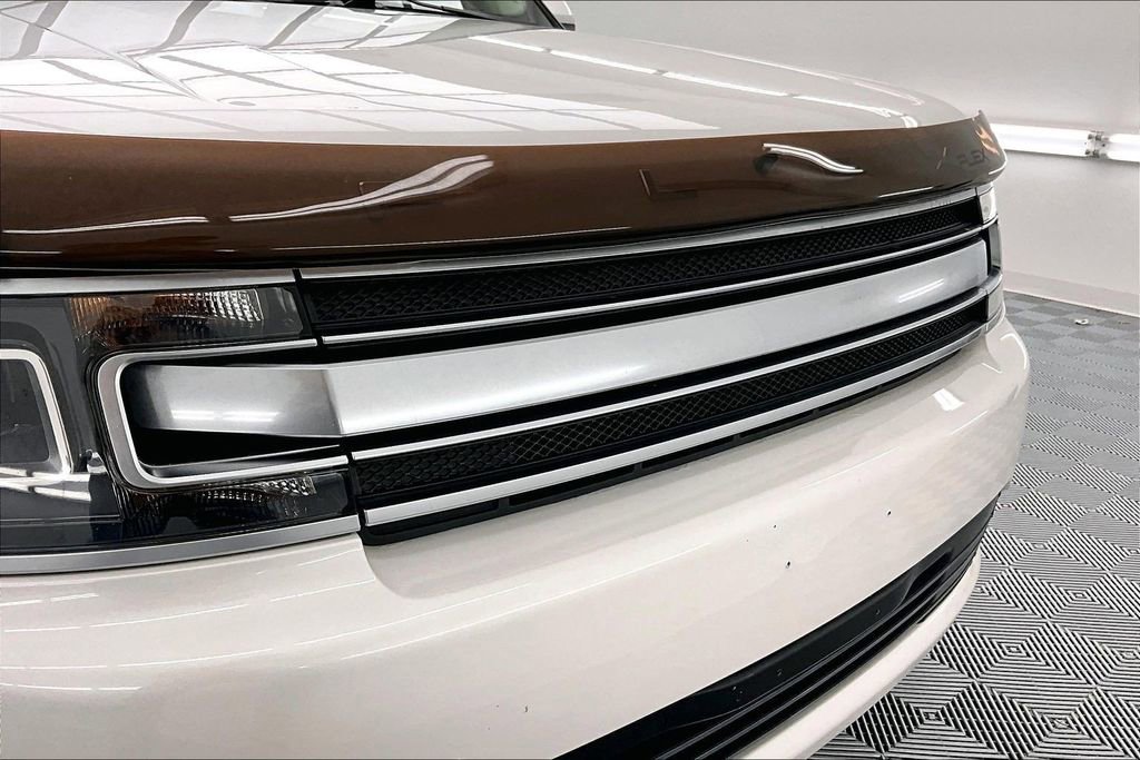 Used 2018 Ford Flex Limited w/ Equipment Group 301A FWD image 29