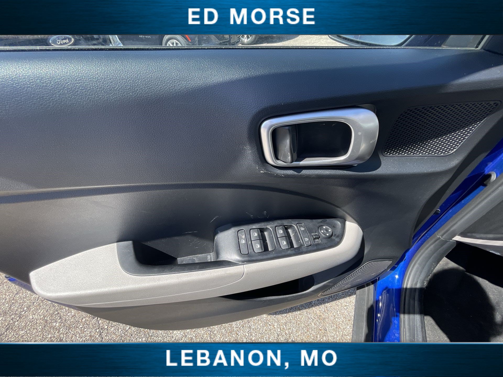 Used 2025 Hyundai Venue SEL FWD image 21
