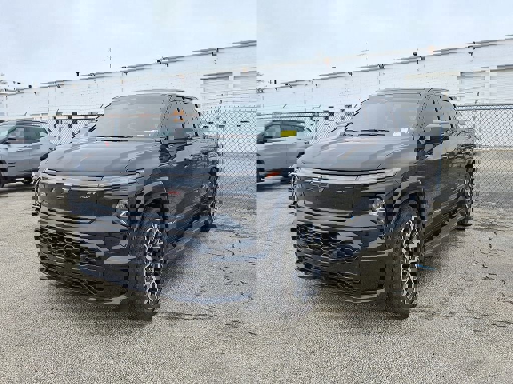 Certified 2024 Chevrolet Silverado EV RST image 3