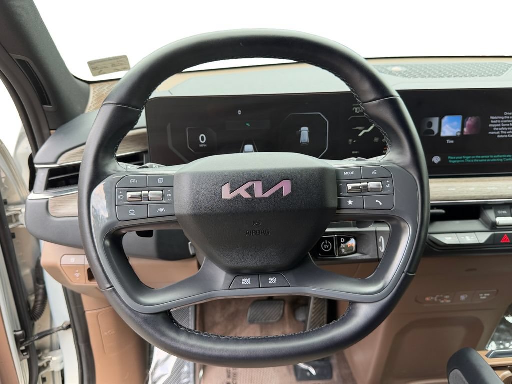Used 2024 Kia EV9 Land AWD/4WD image 18