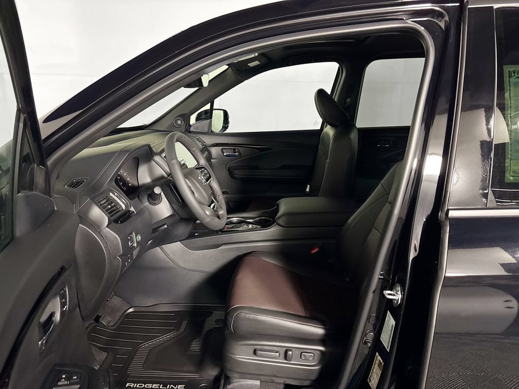 New 2026 Honda Ridgeline Black Edition image 11