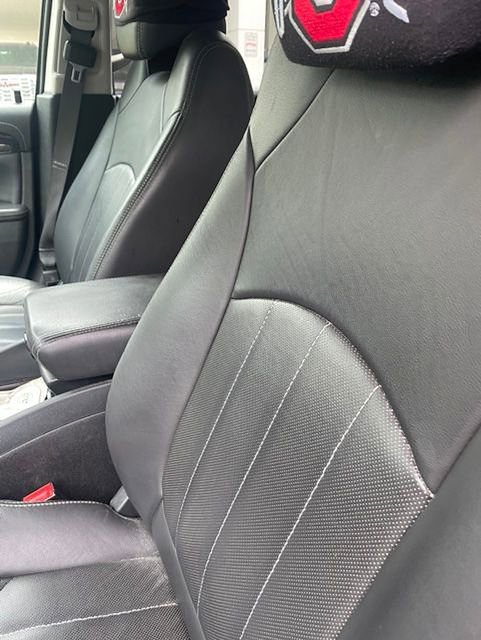 Used 2017 Buick Enclave Leather FWD image 7