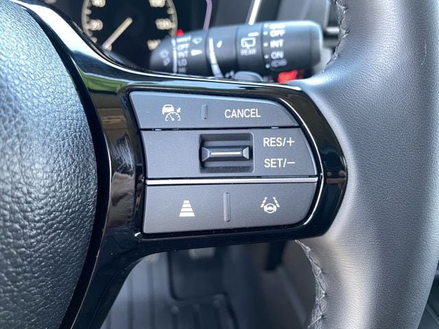 Used 2025 Honda Pilot EX-L image 34