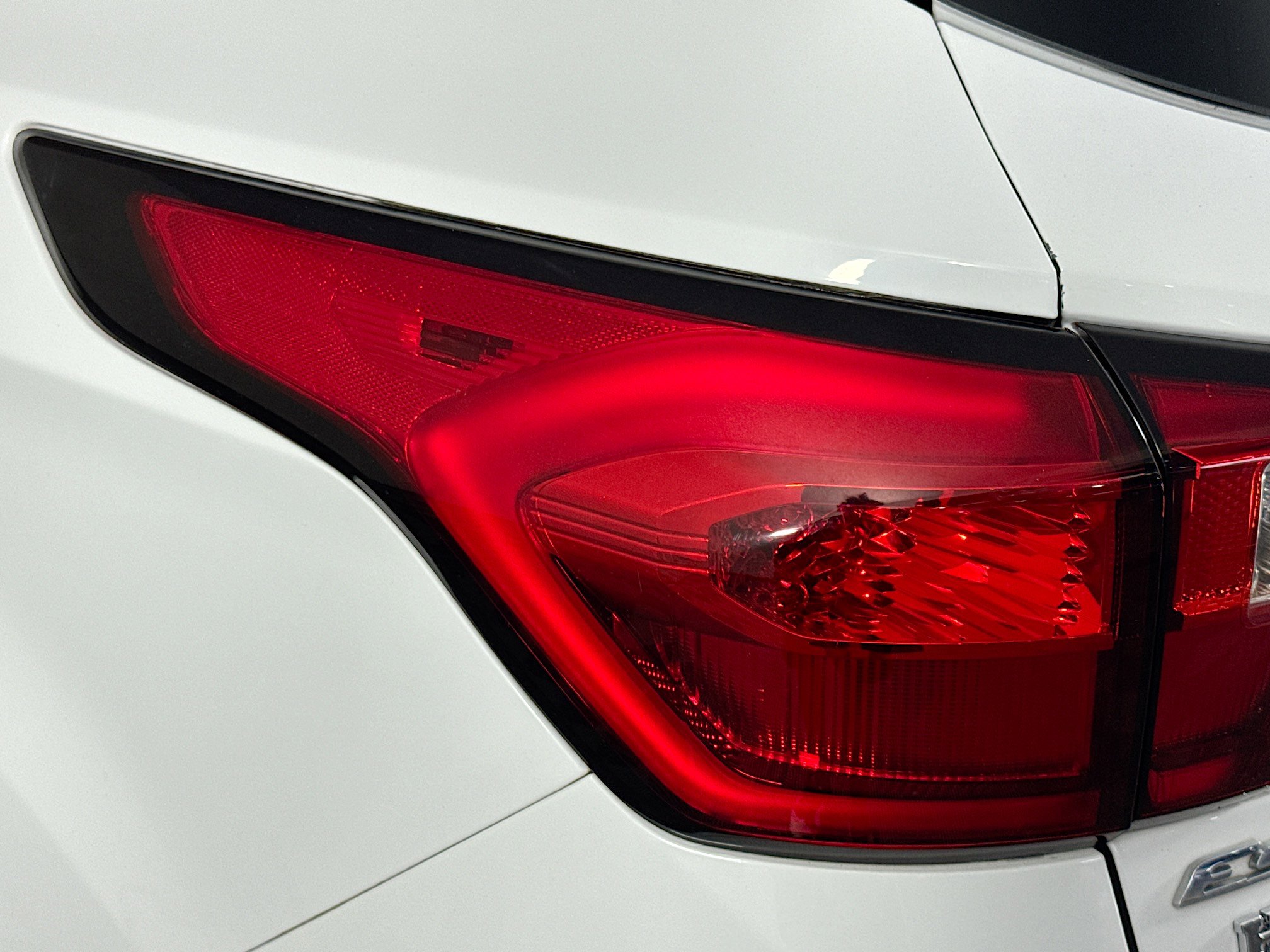 Used 2019 Ford Escape SE FWD image 31
