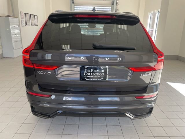 Certified 2023 Volvo XC60 B5 Plus image 3