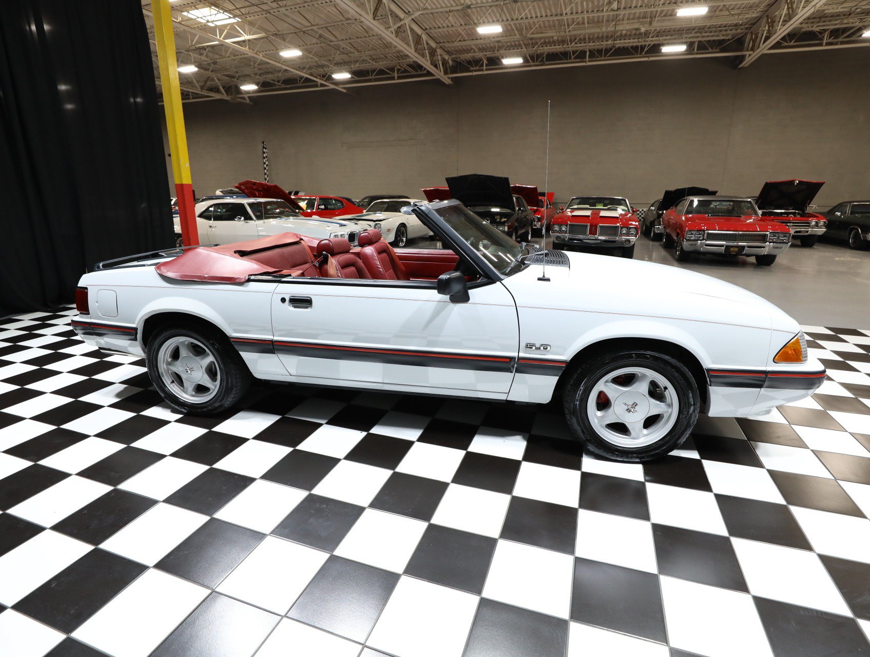 Used 1991 Ford Mustang LX RWD image 25