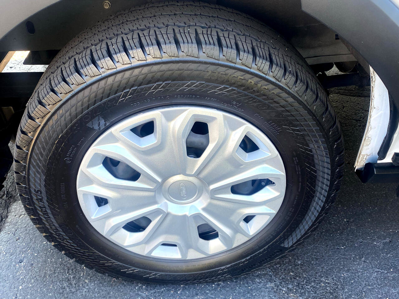 Used 2023 Ford Transit 250 148 High Roof w/ Exterior Upgrade Package image 38