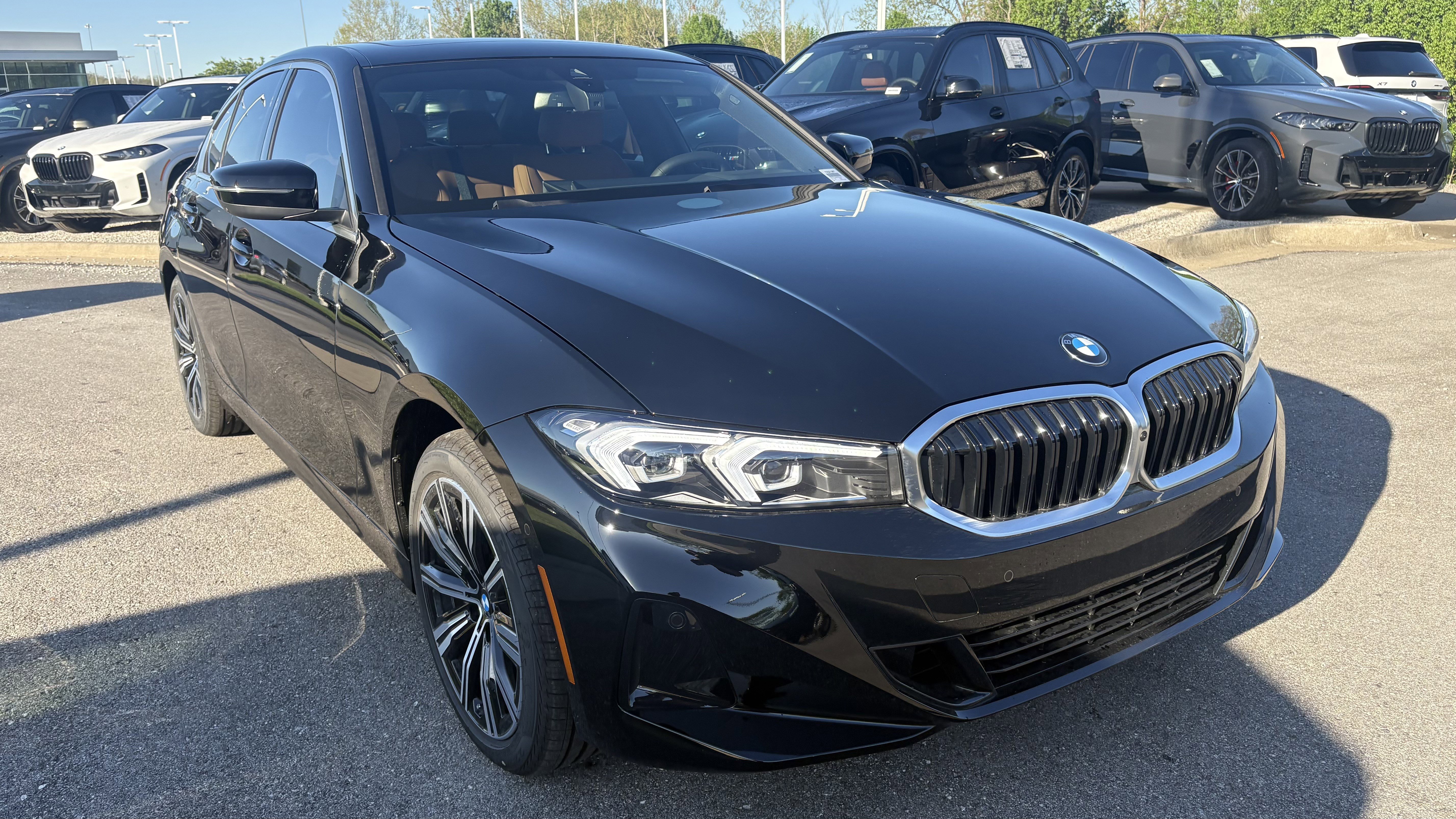 Used 2026 BMW 330i xDrive Sedan AWD/4WD image 2